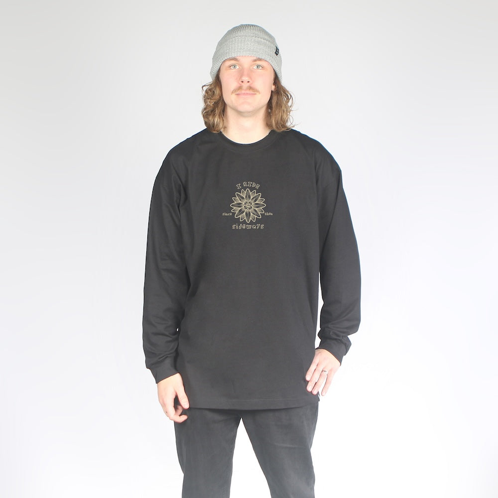 Skip Long Sleeve Tee Black