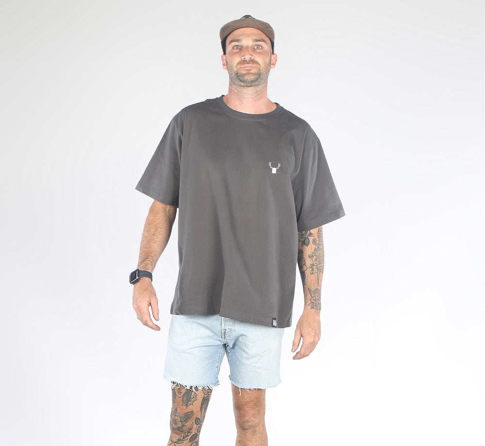 Buck Tee Dark Grey